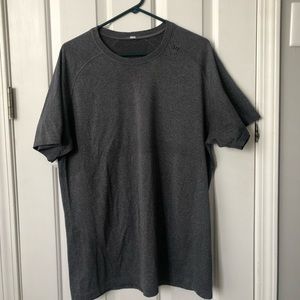 Lululemon Metal Vent